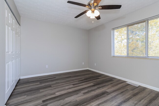 Foto del edificio - 1408 Graymont Ct