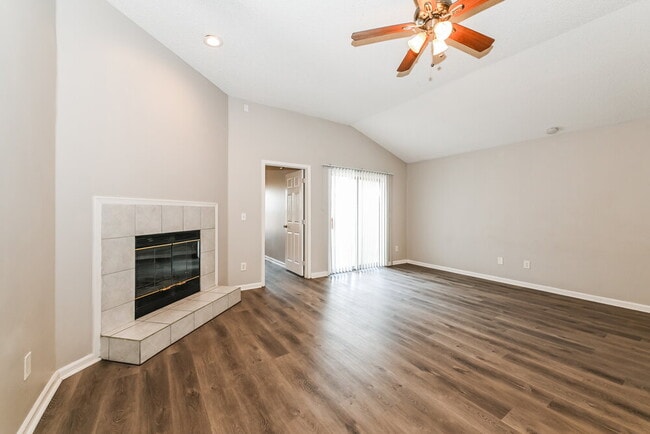 Building Photo - 3578 Caroline Vale Blvd