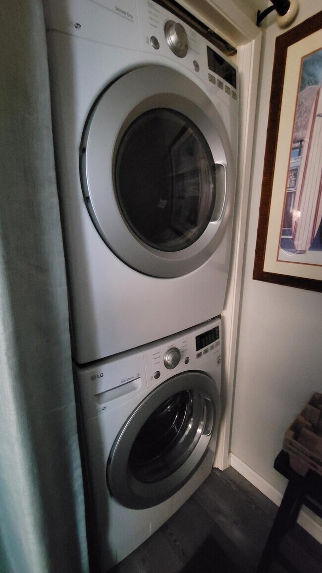 Foto del edificio - 925 Marina Dr