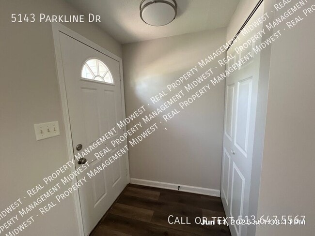 Building Photo - 5143 Parkline Dr