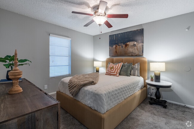 1HAB, 1BA - 600 ft² - Avila