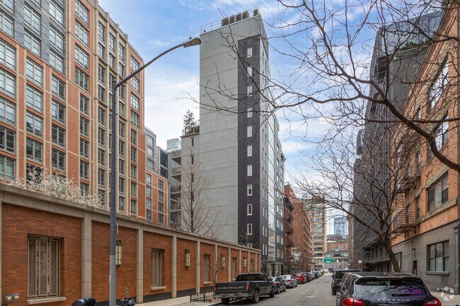 Building Photo - No.22 Renwick