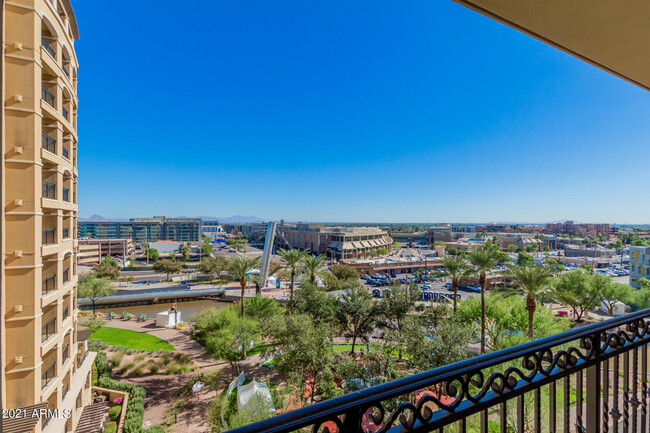 Building Photo - 7175 E Camelback Rd
