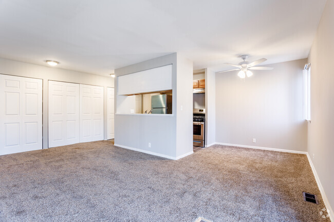 1 HAB, 1 BA - 790 ft² - Mapleridge Apartments