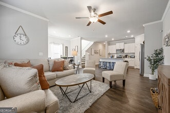 Building Photo - 2059 Pinnacle Walk