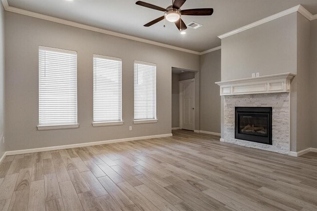 Building Photo - 6296 NW 178th Ter