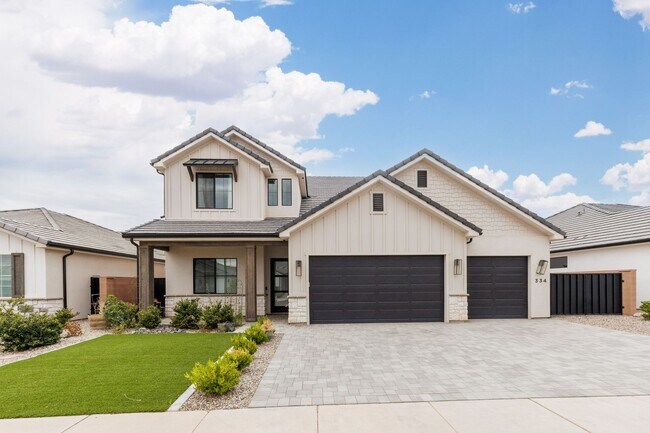 Foto del edificio - Wonderful 5 bedroom 4 bath home built by New Trend Construction