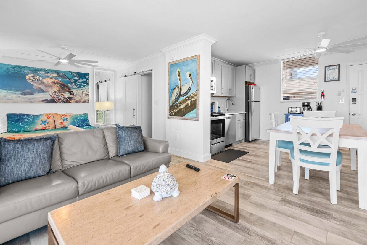 Foto principal - 5800 Bonita Beach Rd SW