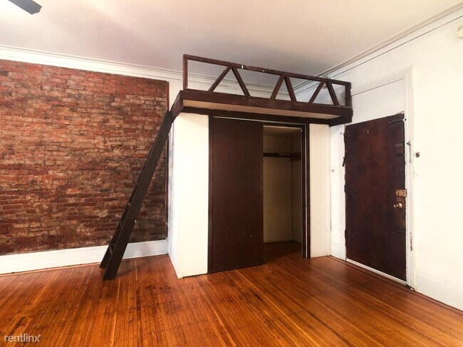 Building Photo - 1521 Pine St