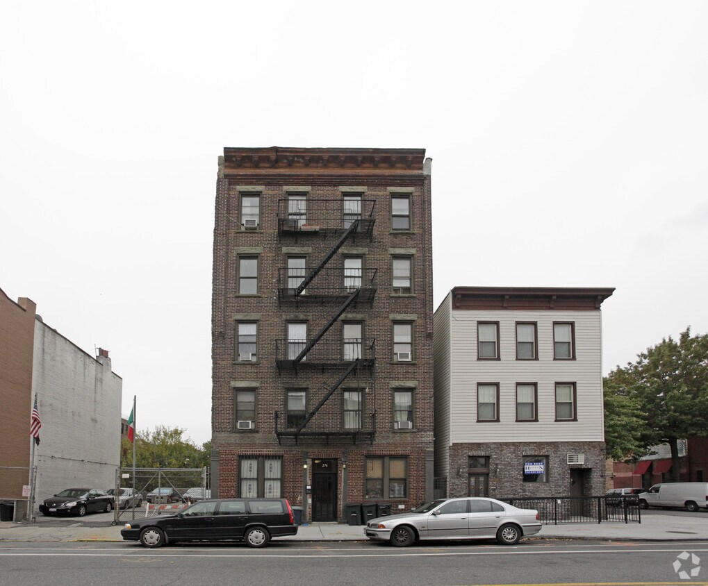 Building Photo - 276 3rd Ave