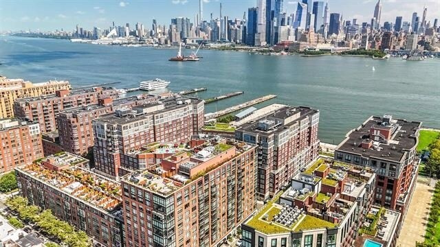 Foto del edificio - 1100 Maxwell Ln