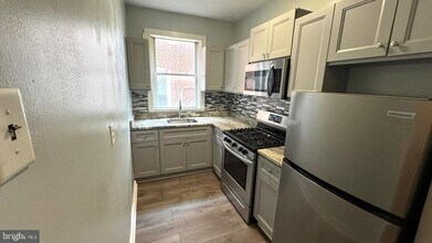 Building Photo - 4724 Frederick Ave
