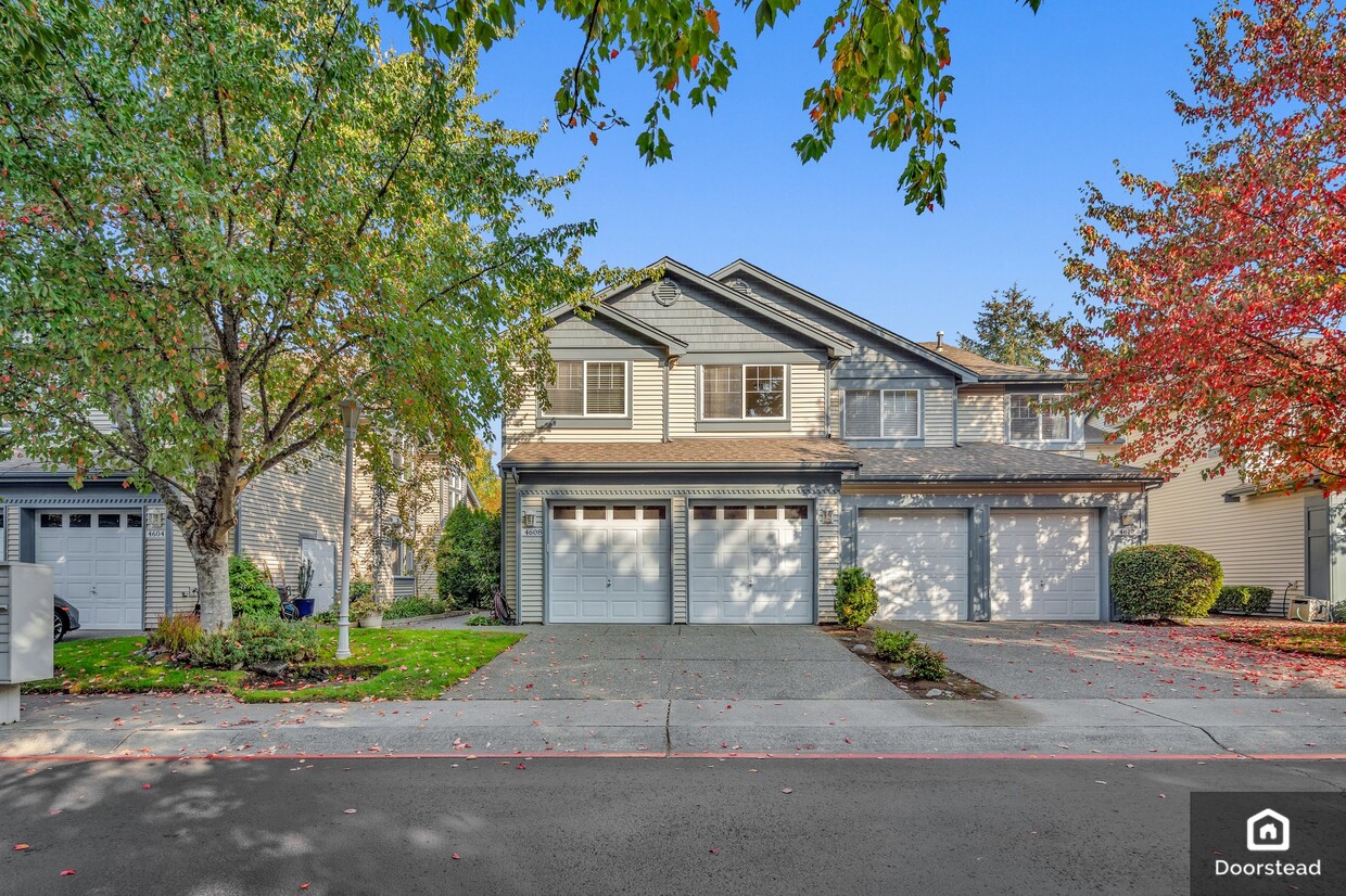 Primary Photo - 4608 NE 6th Pl