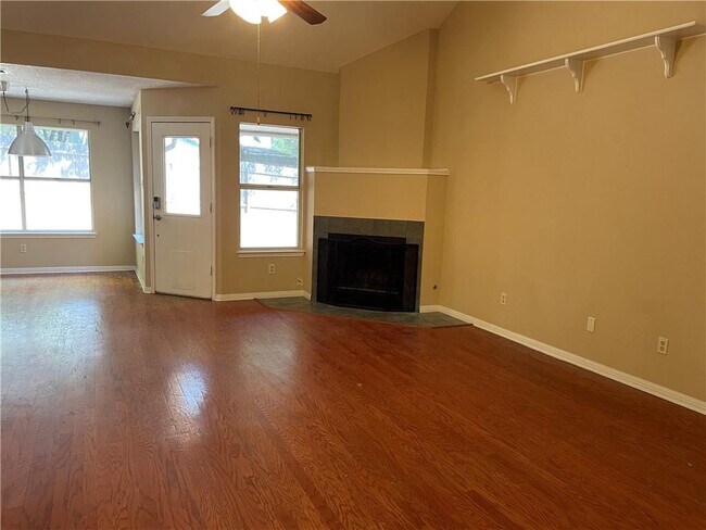 Building Photo - 8003 Willet Trail