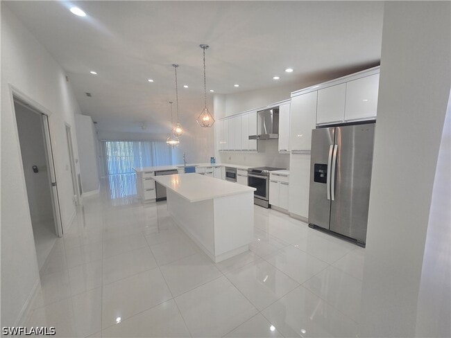 Building Photo - 9175 Michael Cir