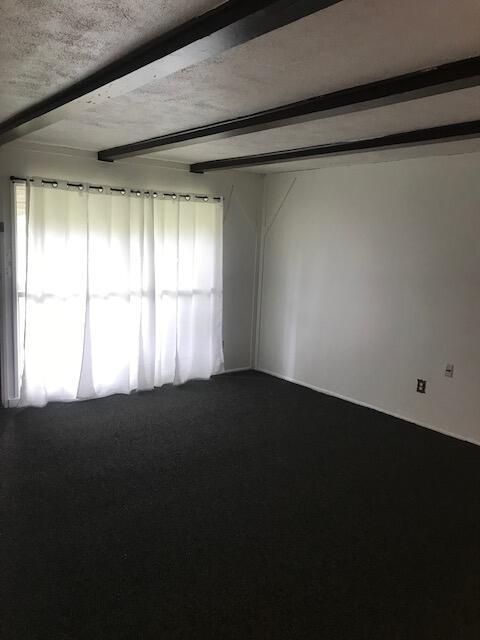 Foto del edificio - 25124 Annapolis St