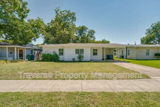 Building Photo - 5805 Straley Ave