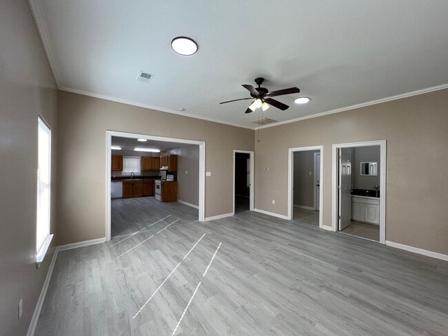 Building Photo - 34399 Buck Carroll Rd