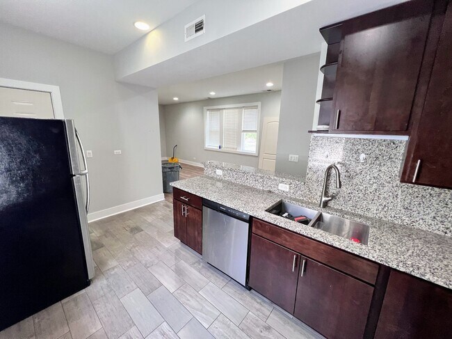 Foto del edificio - 3357 W Huron St