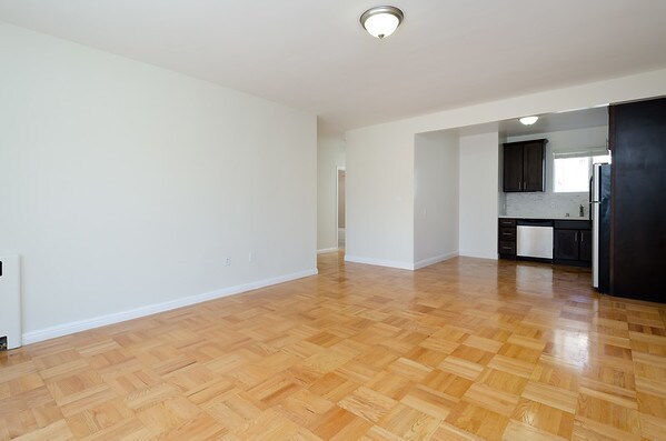 Foto del edificio - 1660 Bay St