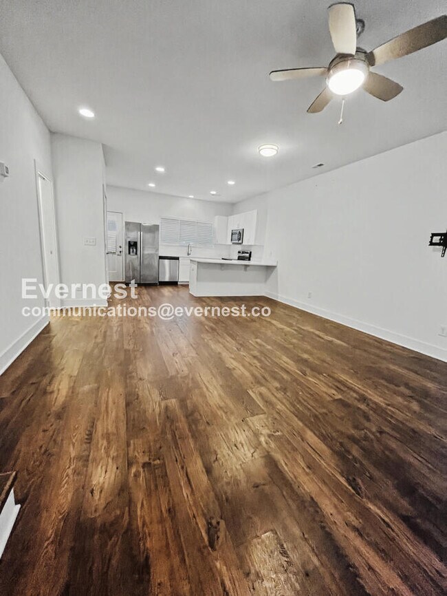 Building Photo - 300 Stewarts Ferry Pike