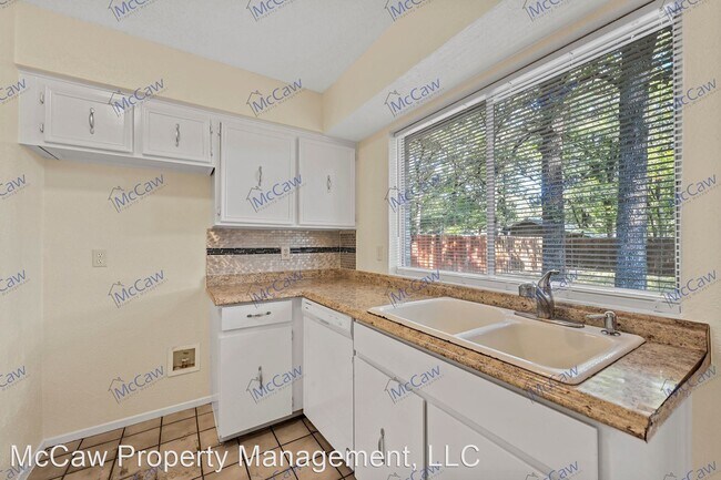Foto del edificio - 3 br, 1.5 bath House - 11435 Small Dr.