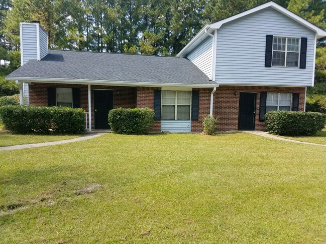 Building Photo - 7000 Brentwood Ct