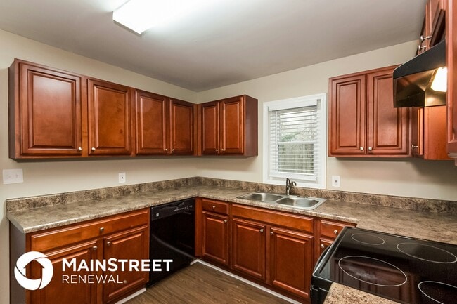 Building Photo - 261 Hermer Cir NW