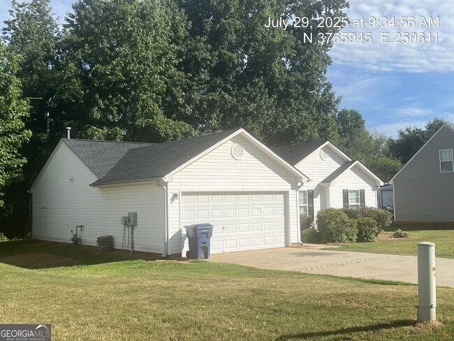 Building Photo - 413 Shenandoah Ct
