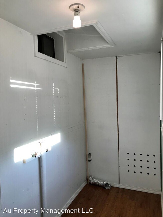Foto del edificio - 2 br, 1 bath House - 1101 N. HAYES FRONT
