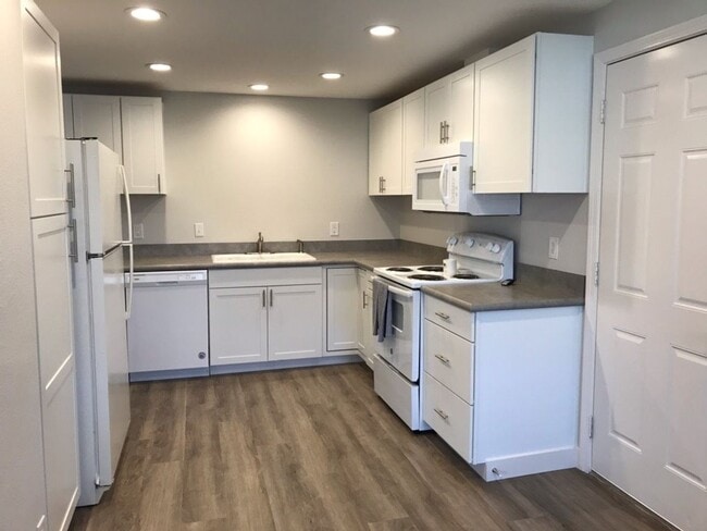 Foto del edificio - Coming Soon! 3 Bedroom Home Coming Soon McMinnville OR