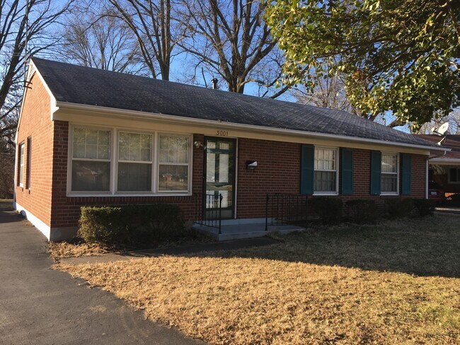 Building Photo - 3001 Boaires Ln