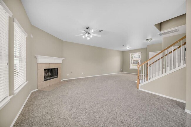 Foto del edificio - 2209 Jefferson Crossing Dr