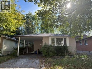 Building Photo - 551 Fallingbrook Dr
