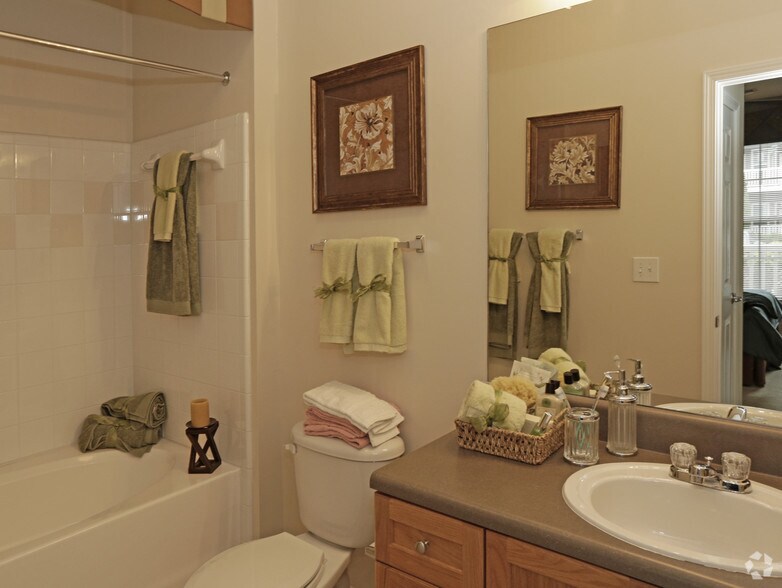 Bathroom Fixtures Kennesaw Ga lakeside vista rentals - kennesaw, ga | apartments Bathroom Fixtures Kennesaw Ga lakeside vista rentals - kennesaw, ga | apartments