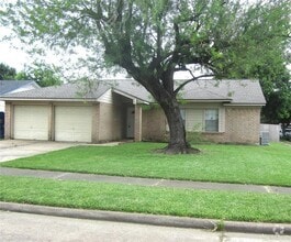 Building Photo - 17907 Fieldglen Dr