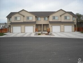 Building Photo - 653 Desert Springs Ct
