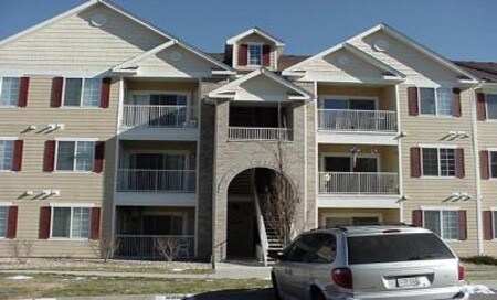 building - 4451 S Ammons St