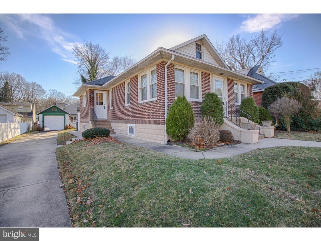 1842 W High St, Haddon Heights, NJ 08035 House Rental in Haddon