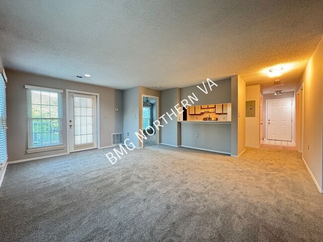 Building Photo - 21026 Timber Ridge Terrace
