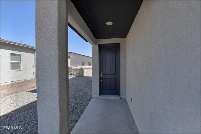 Foto del edificio - 11499 Summer Dr