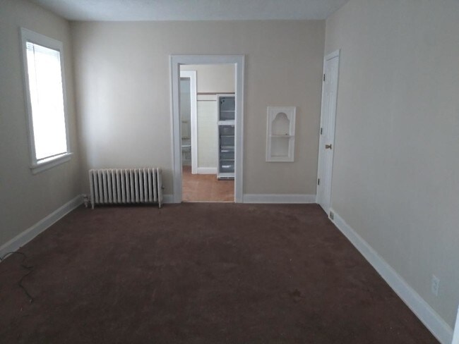 Building Photo - 3529 Glenway Ave