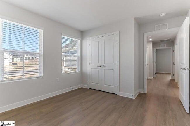 Building Photo - 1130 Bulrush Dr