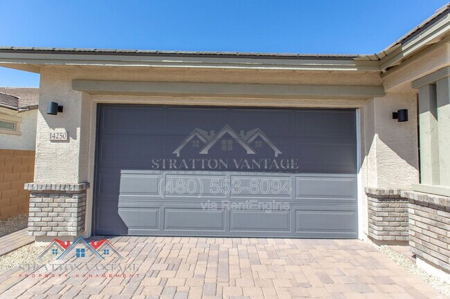 Foto del edificio - 14250 W Soft Wind Dr