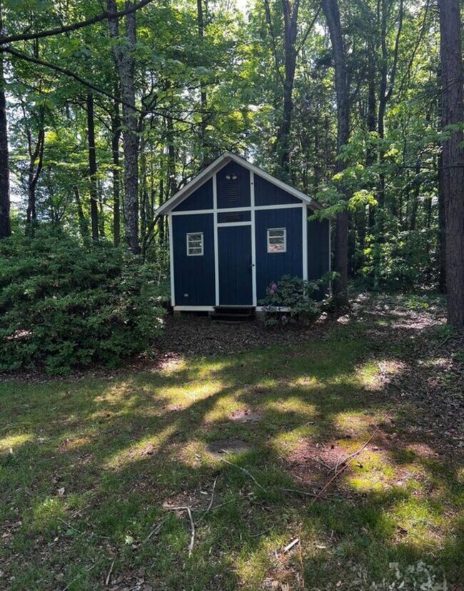 Building Photo - 9426 Robert Burns Ct