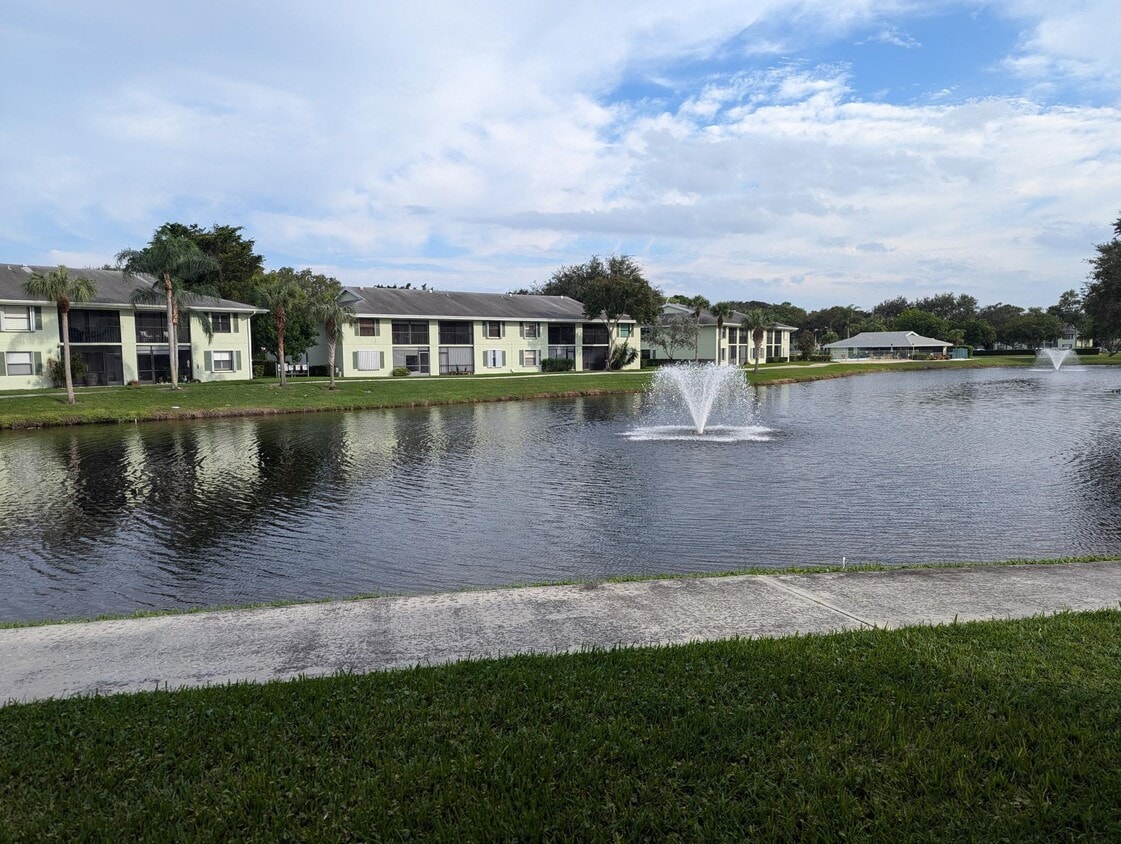 801 Sabal Ridge Cir Unit C, Palm Beach Gardens, FL 33418 Condo for