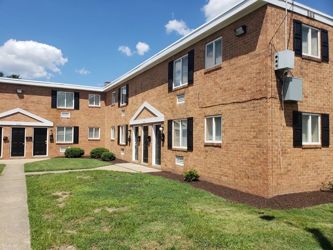 Building Photo - 2 br, 1 bath  - 2108 Phaup St
