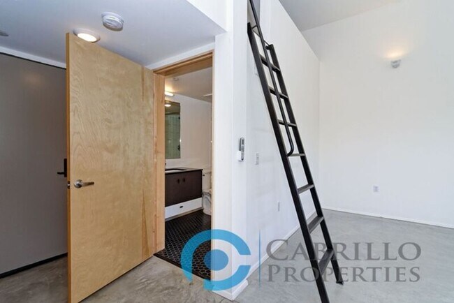 Foto del edificio - 2870 Fourth Ave