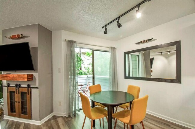 Foto del edificio - 1808 Rio Grande St