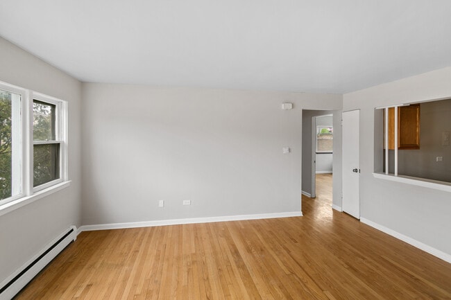 Building Photo - 805 N 22nd Ave